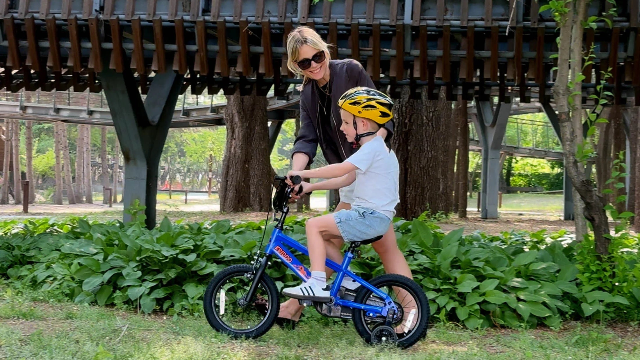 How to Brake on a Bike: Teaching Kids Safe, Confident Stops
