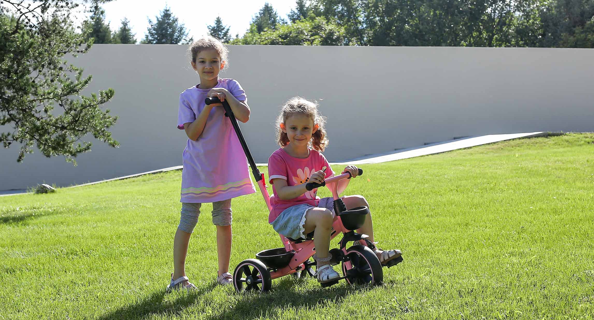 How to Get Toddlers to Share: 7 Gentle Ways to Build Kindness